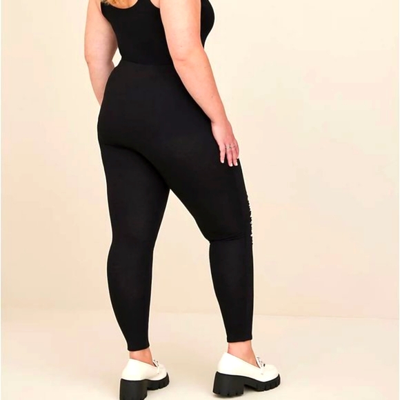 ❤️NWT VINTAGE TORRID PREMIUM BLACK SLASHED KNEE BLACK CHECKERED UNDERLAY LARGE - Picture 2 of 10